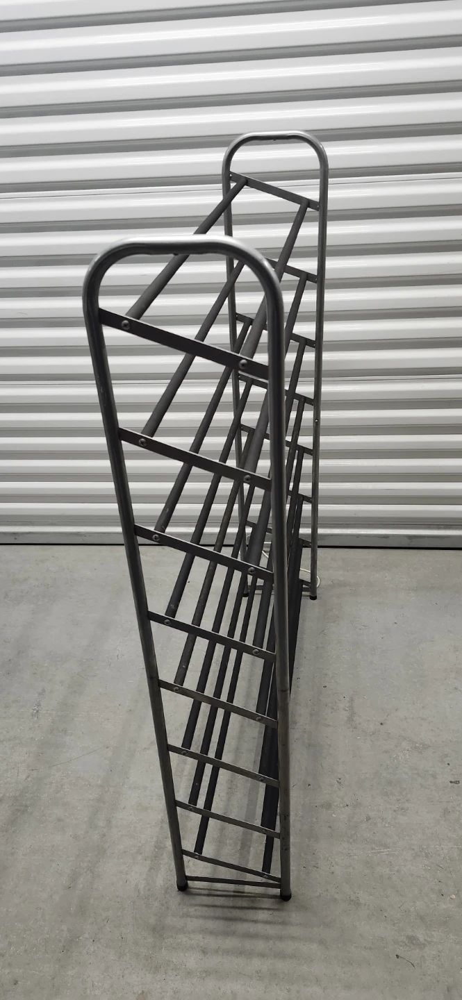 Metal shoes rack - photo 3