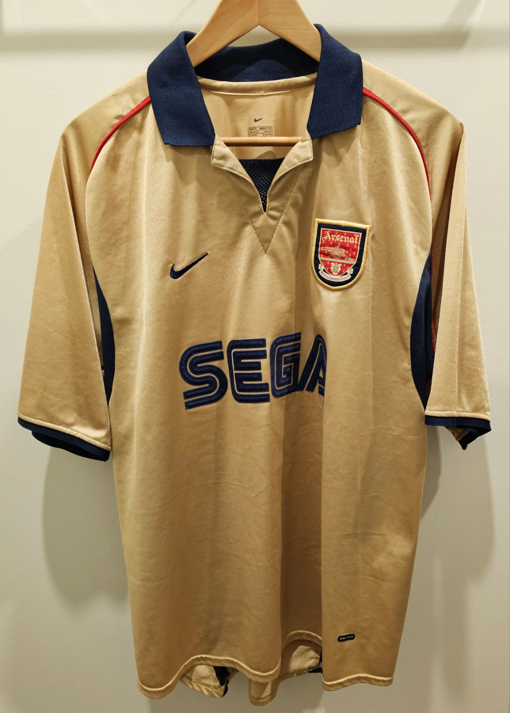 Vintage 2001/02 Arsenal FC Away Shirt (SEGA) - Nike Retro Kit