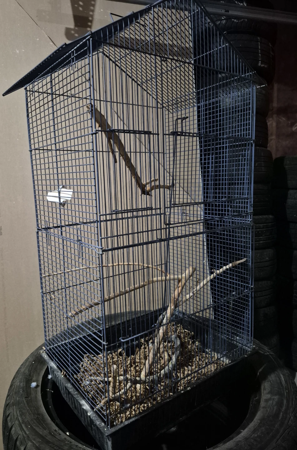 Large Birds Cage PLUS Accessories *DEAL*