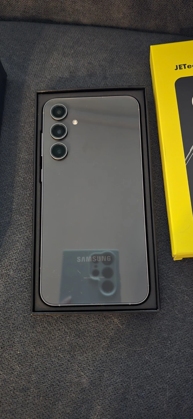 *Make your offer! Samsung Galaxy S23 FE with screen protector - photo 2