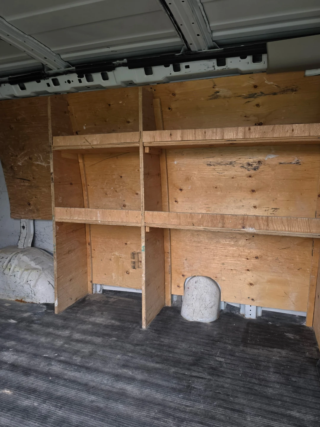 White Chevrolet Cargo Van - photo 5