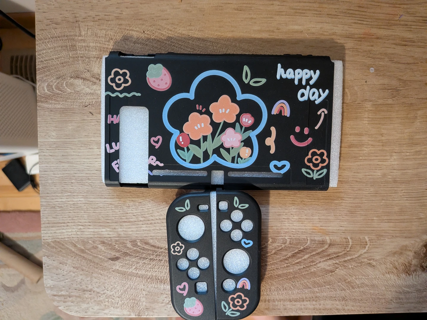 2 Nintendo Switch Joy-Con and Console Cover Set