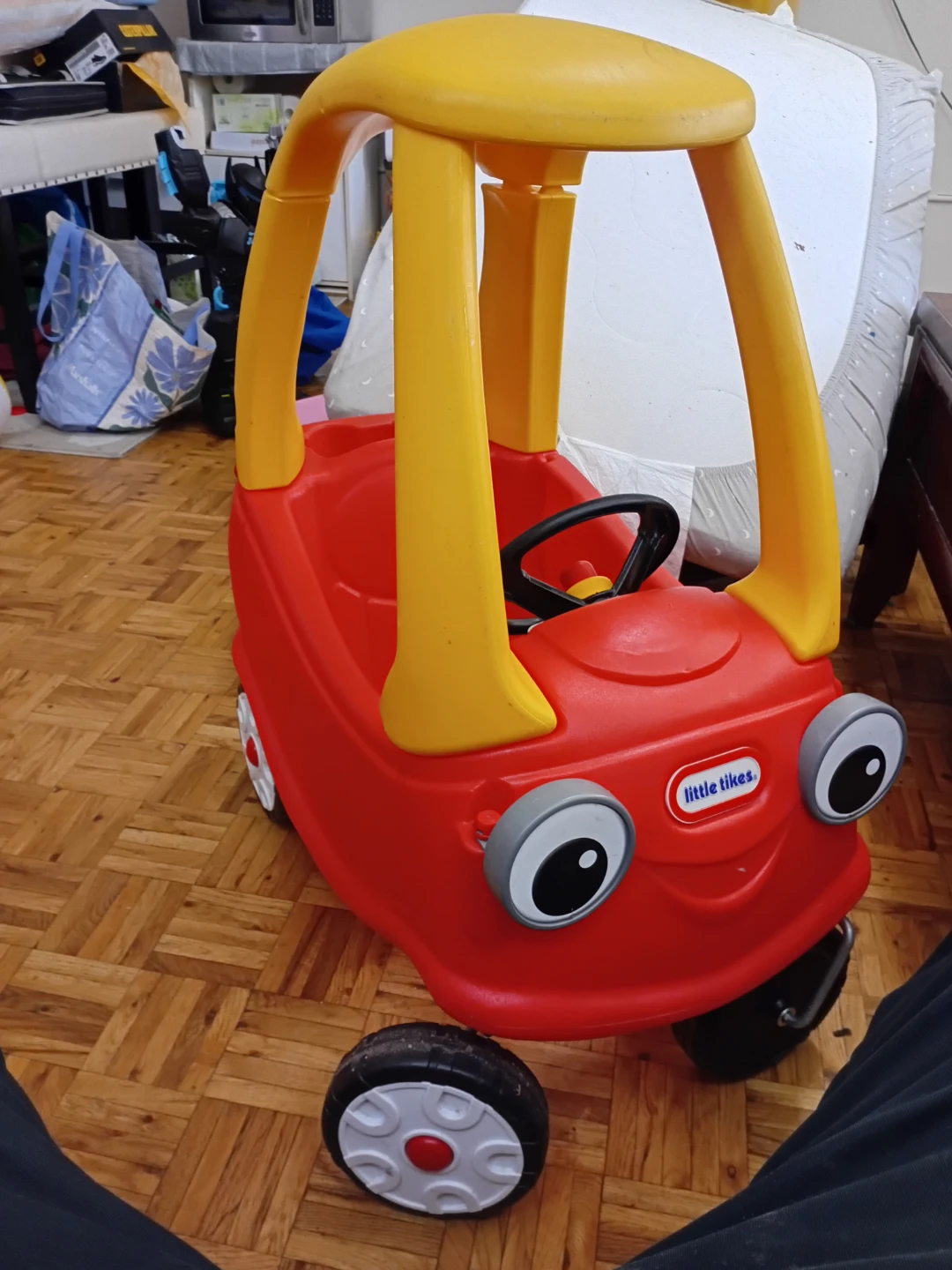 Little Tikes Cozy Coupe Ride-On Toy Car