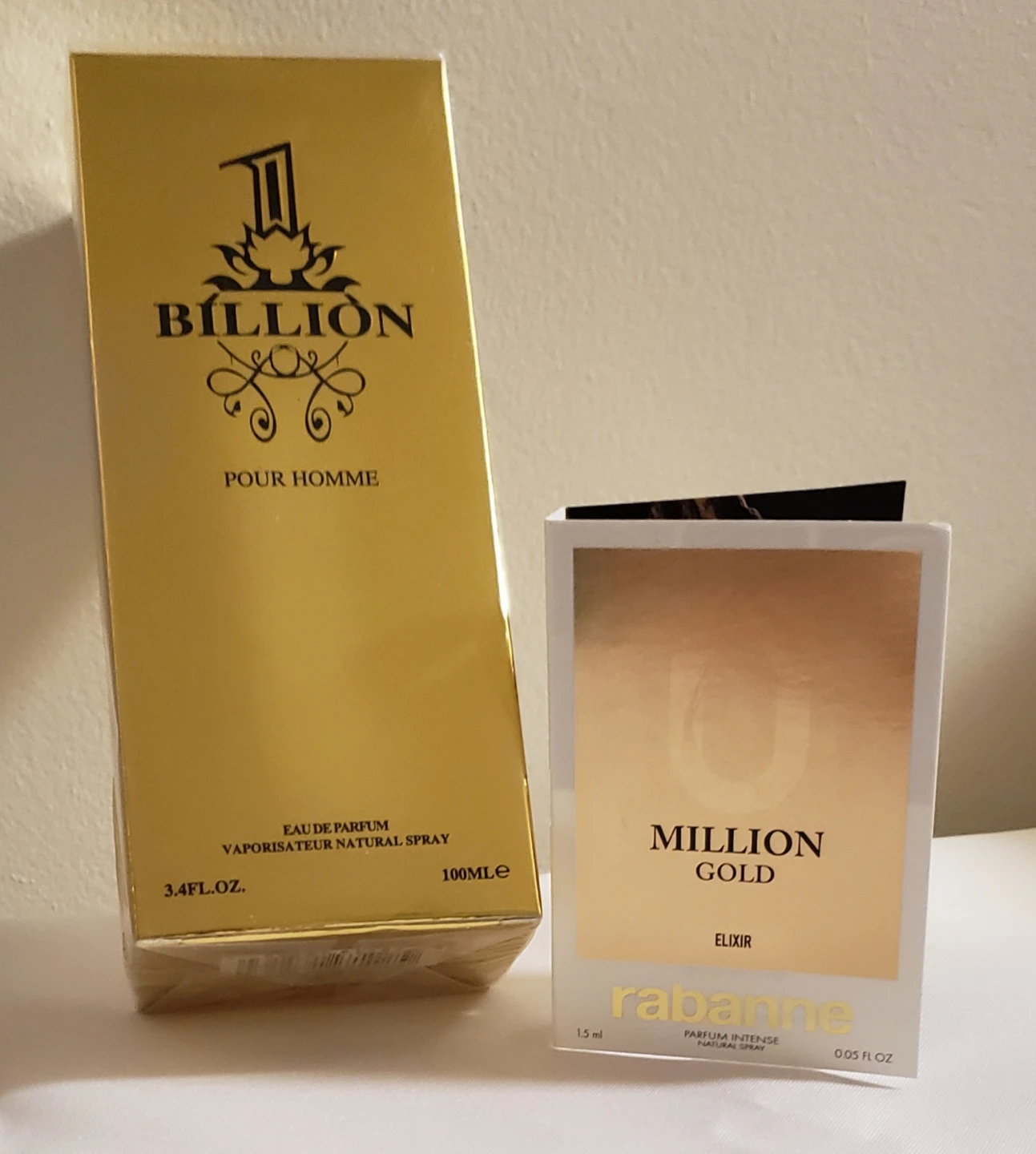 Brand new Fragrance Set With Sampels $35