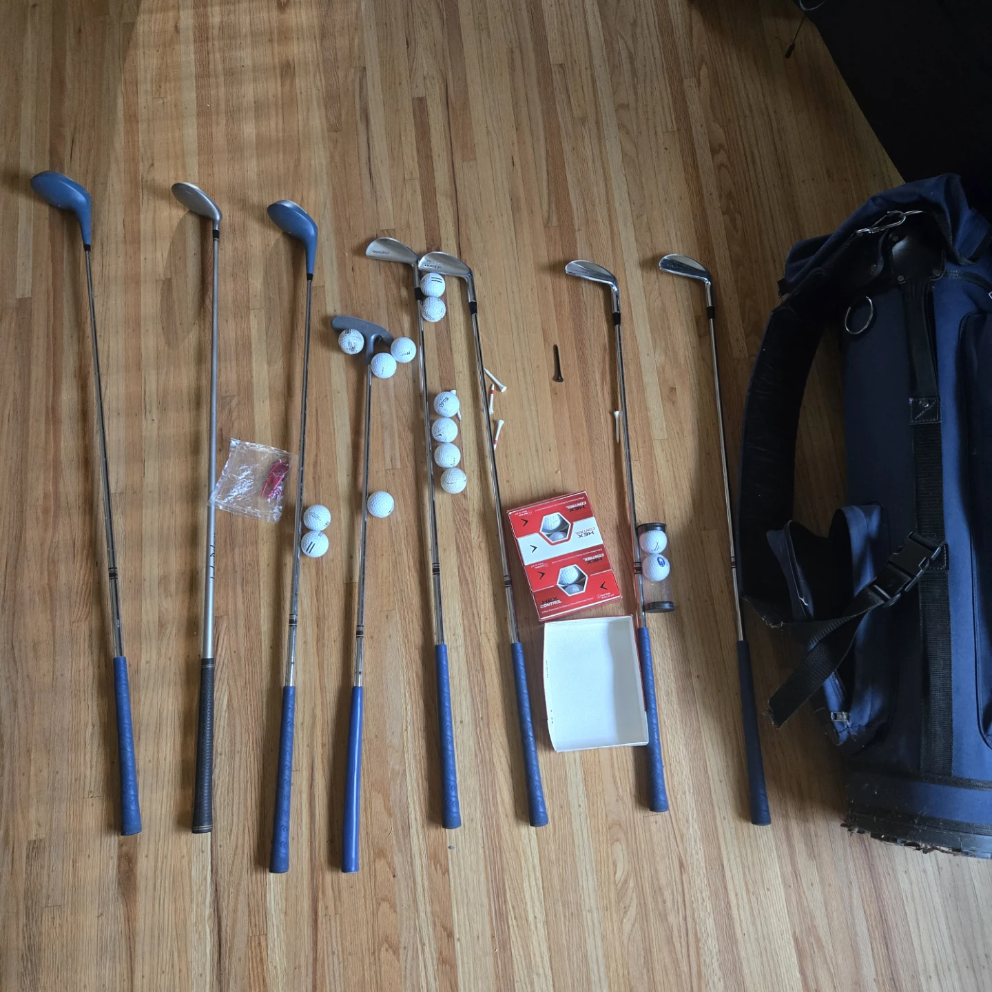 Golf Club Set with Northwestern and Palmer Clubs