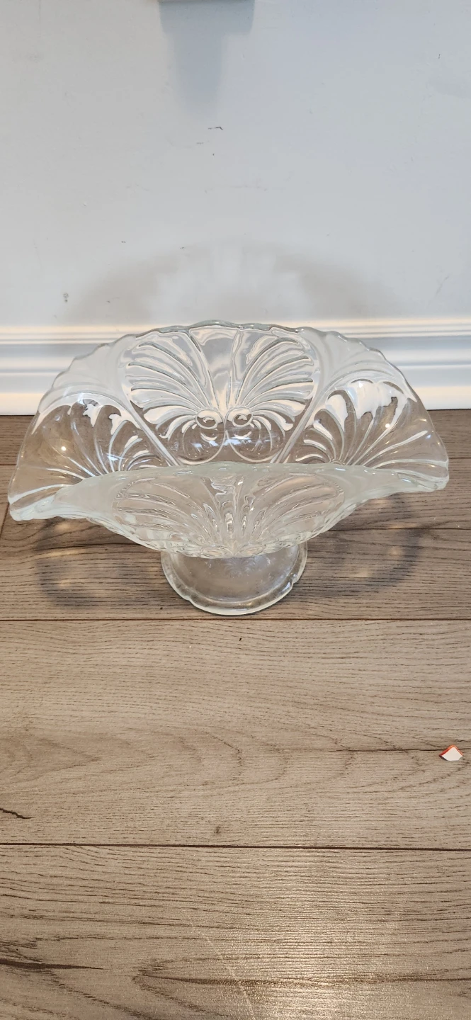 Clear Glass Pedestal Fruit Bowl