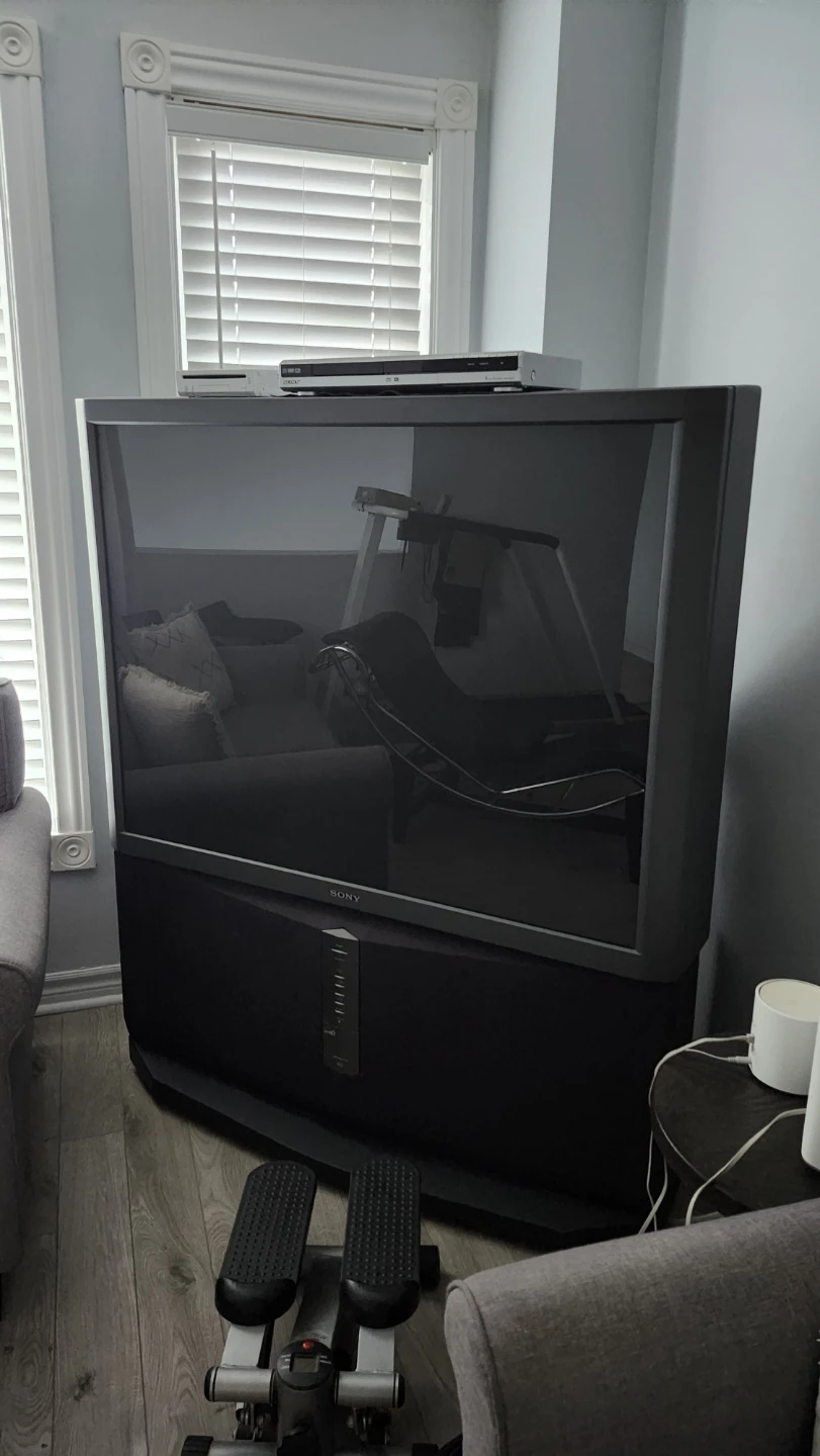 SONY 53in projection Television - photo 3