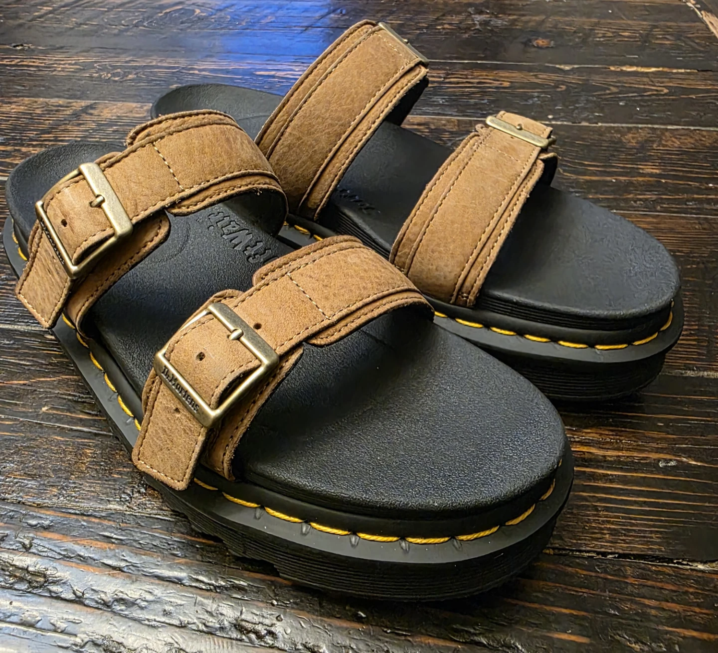 Dr. Martens Myles Brown Leather Slide Sandals Women's Size: 9 - photo 3
