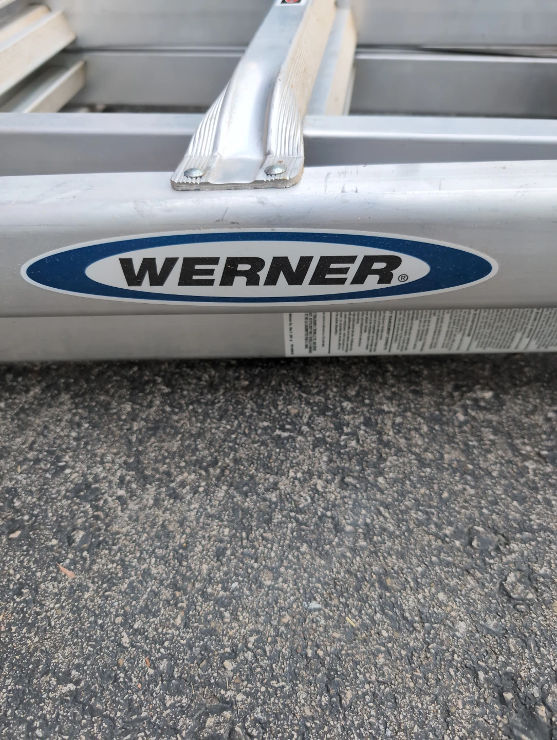 21' extension ladder and step ladder combo Werner 300 lb rating - photo 2