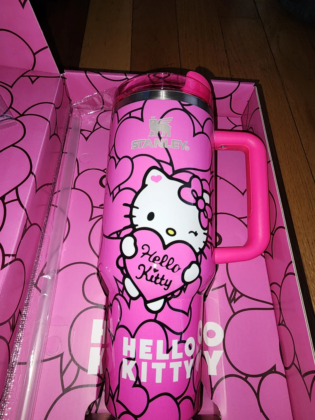 Stanley x Hello Kitty Quencher H2.0 Tumbler 40 oz Pink - photo 5