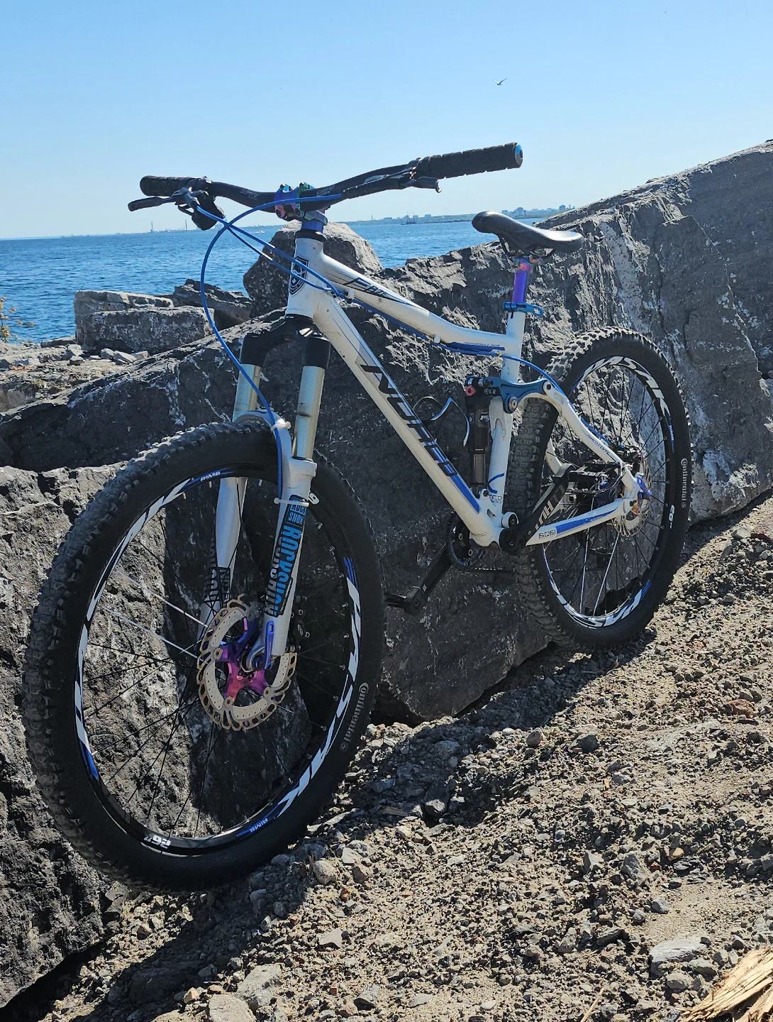 Mountain bike - photo 2