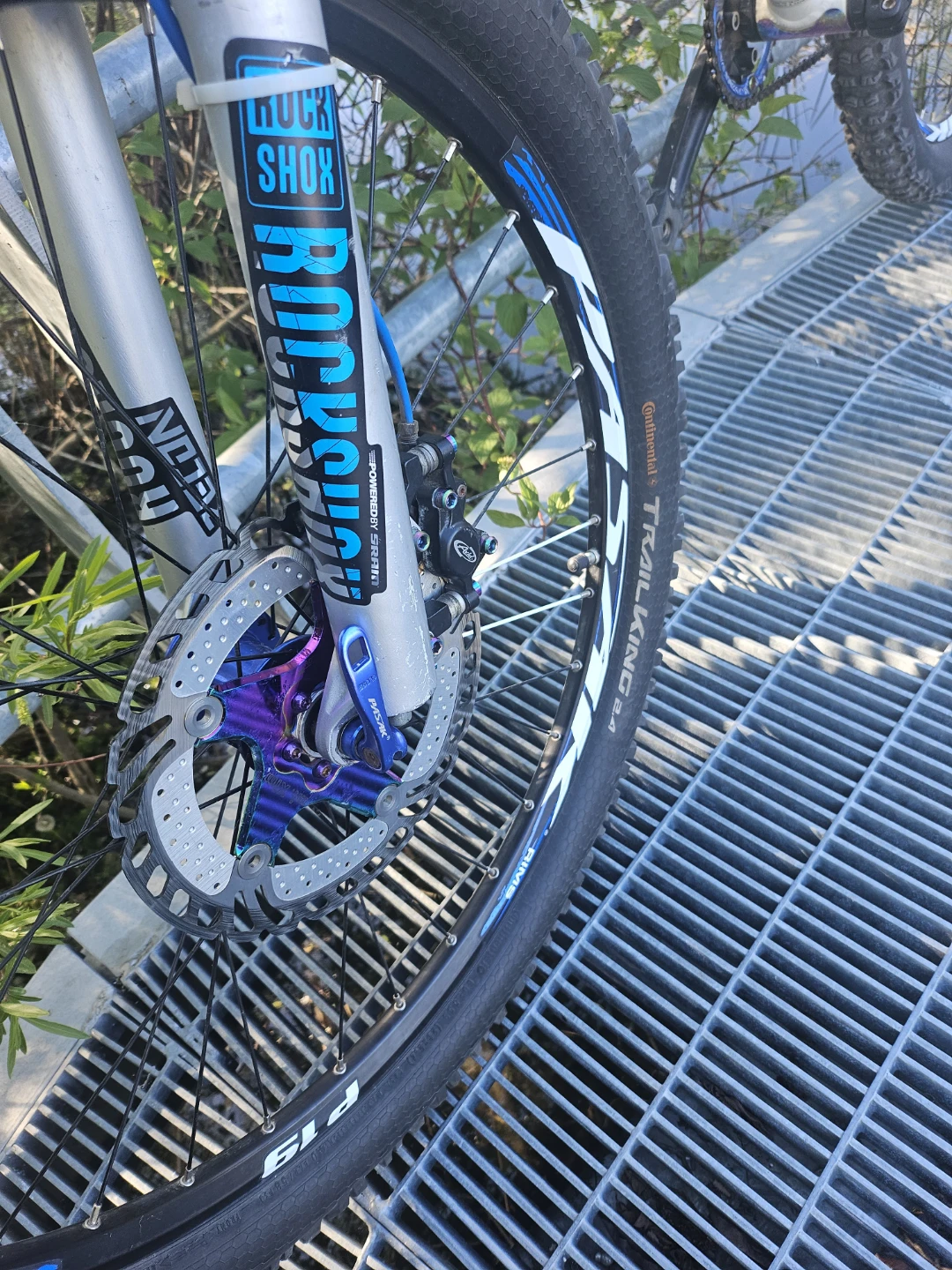 Mountain bike - photo 3