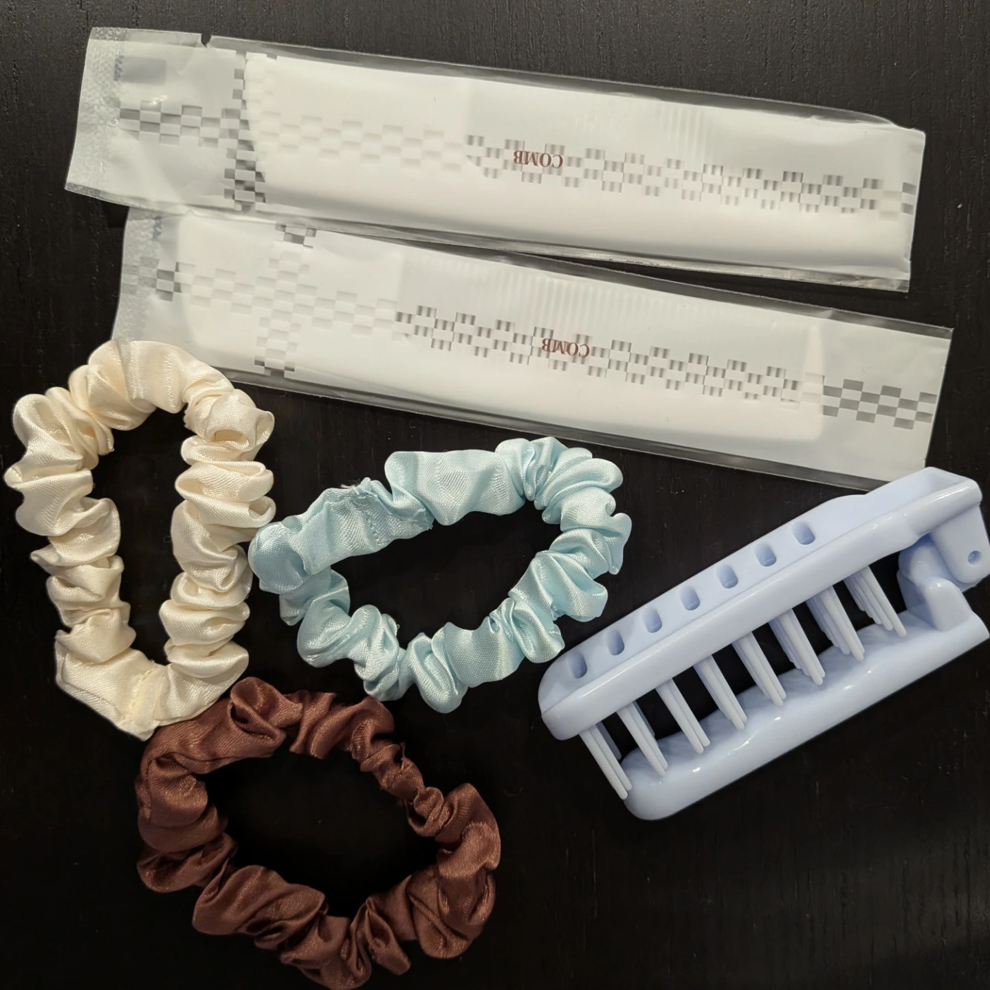 Hair Accessories Set - Scrunchies and Combs