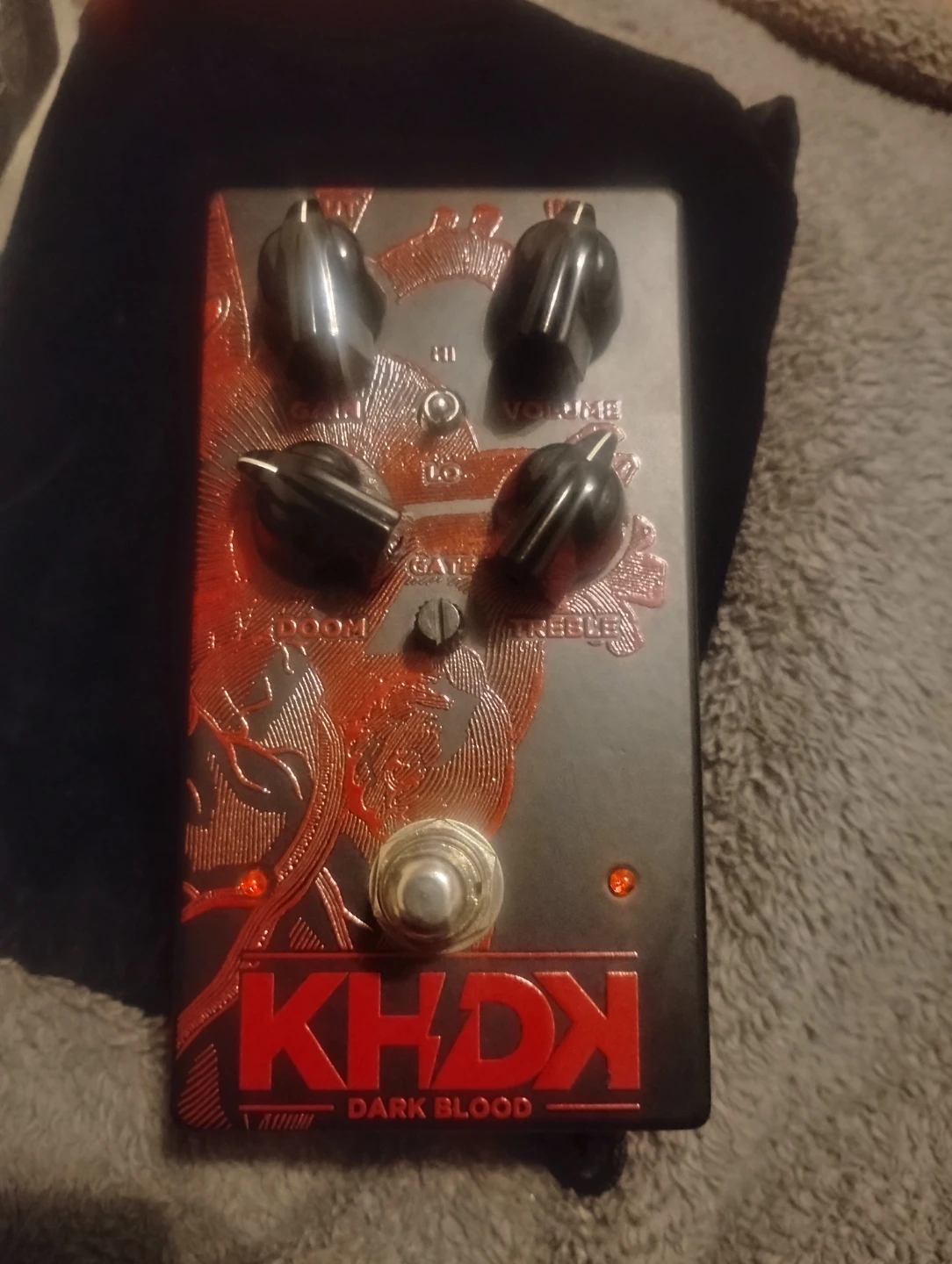 KHDX Dark Blood Distortion Guitar Pedal