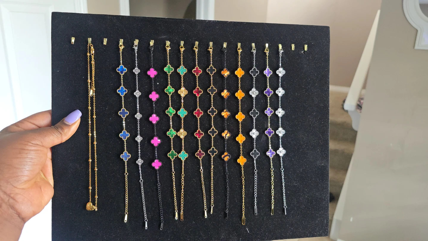 Clover Charm Bracelets - photo 2