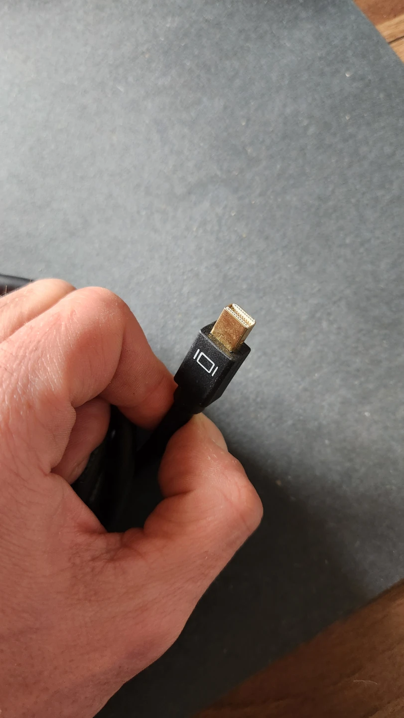 Mini DisplayPort to DisplayPort Cable - photo 2