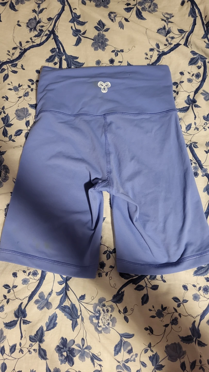 TNA aritzia biker shorts - photo 2