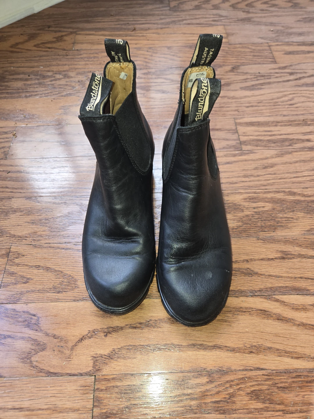 Blundstone Black Leather Chelsea Boots - photo 4