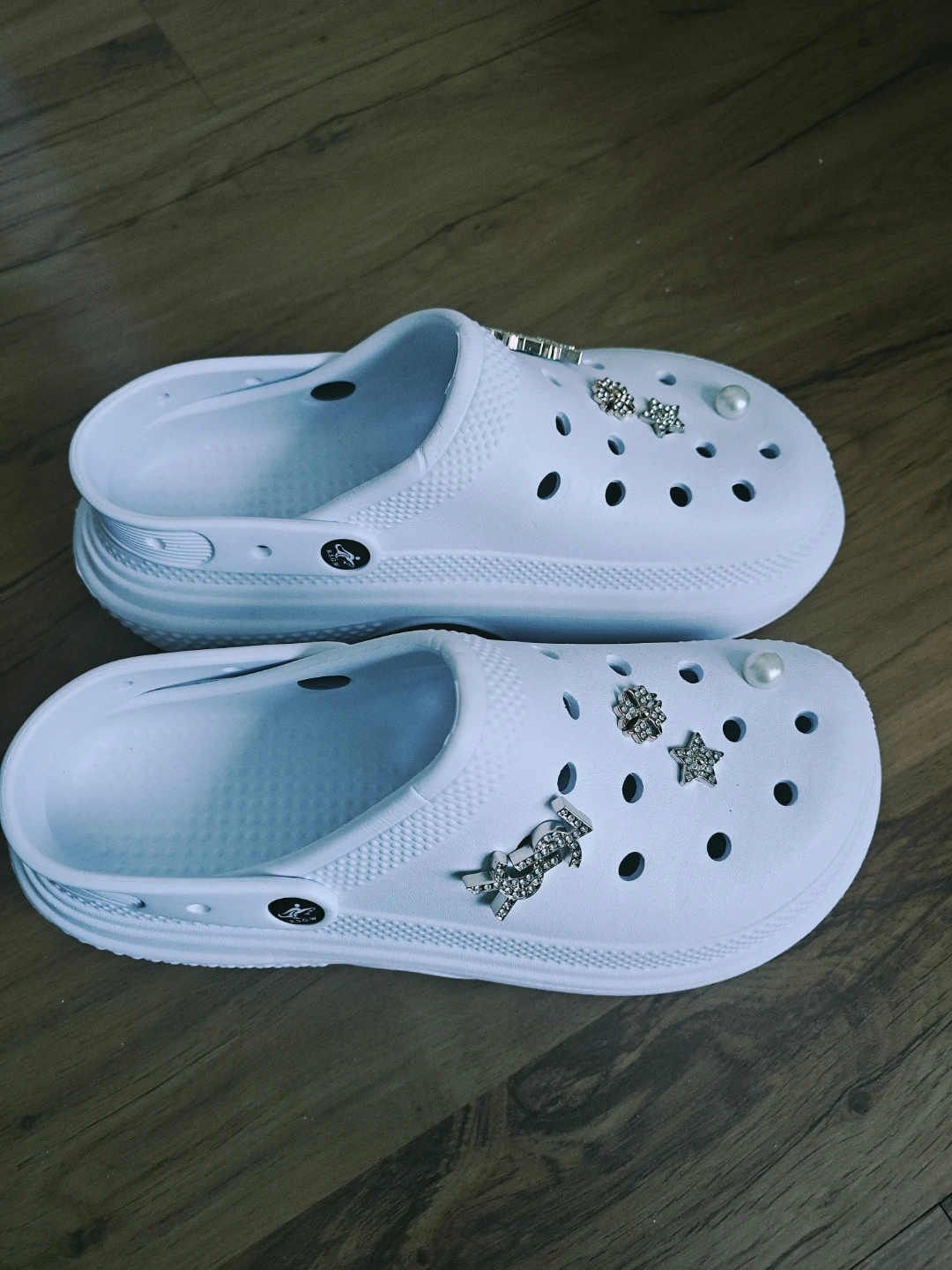 $15 BRAND NEW White Crocs/Clog with Charms - Size 39