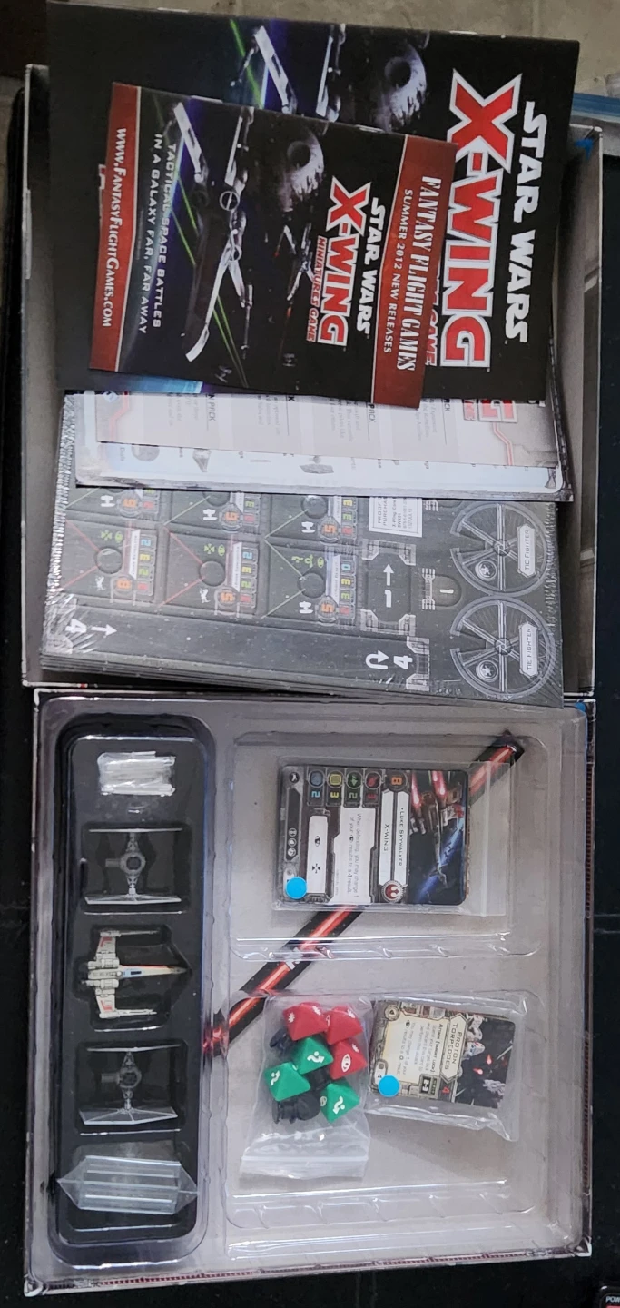 Star Wars X-Wing Miniatures Game Core Set 1st Edition - photo 2