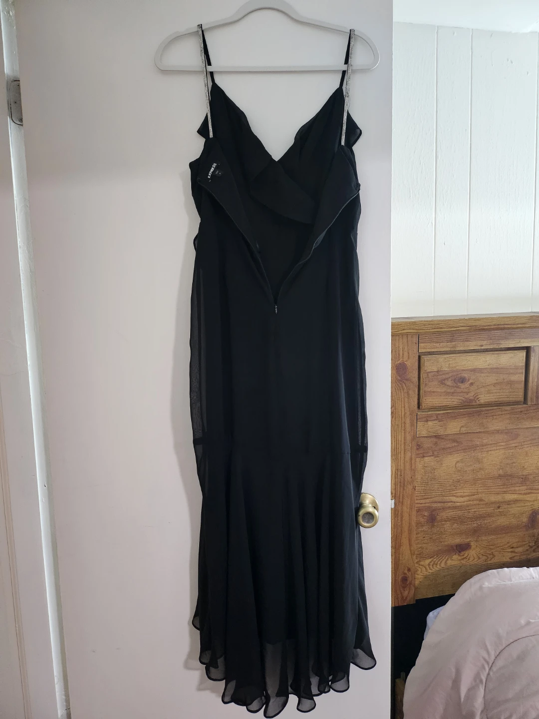 Elegant Black Ruffled High-Low (worn 2 times) - photo 5
