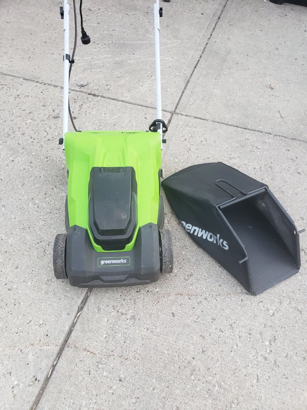 Greenworks Electric Lawn Mower