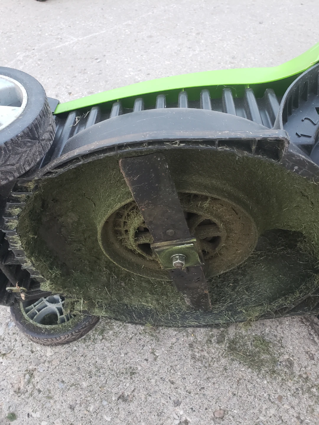 Greenworks Electric Lawn Mower - photo 3