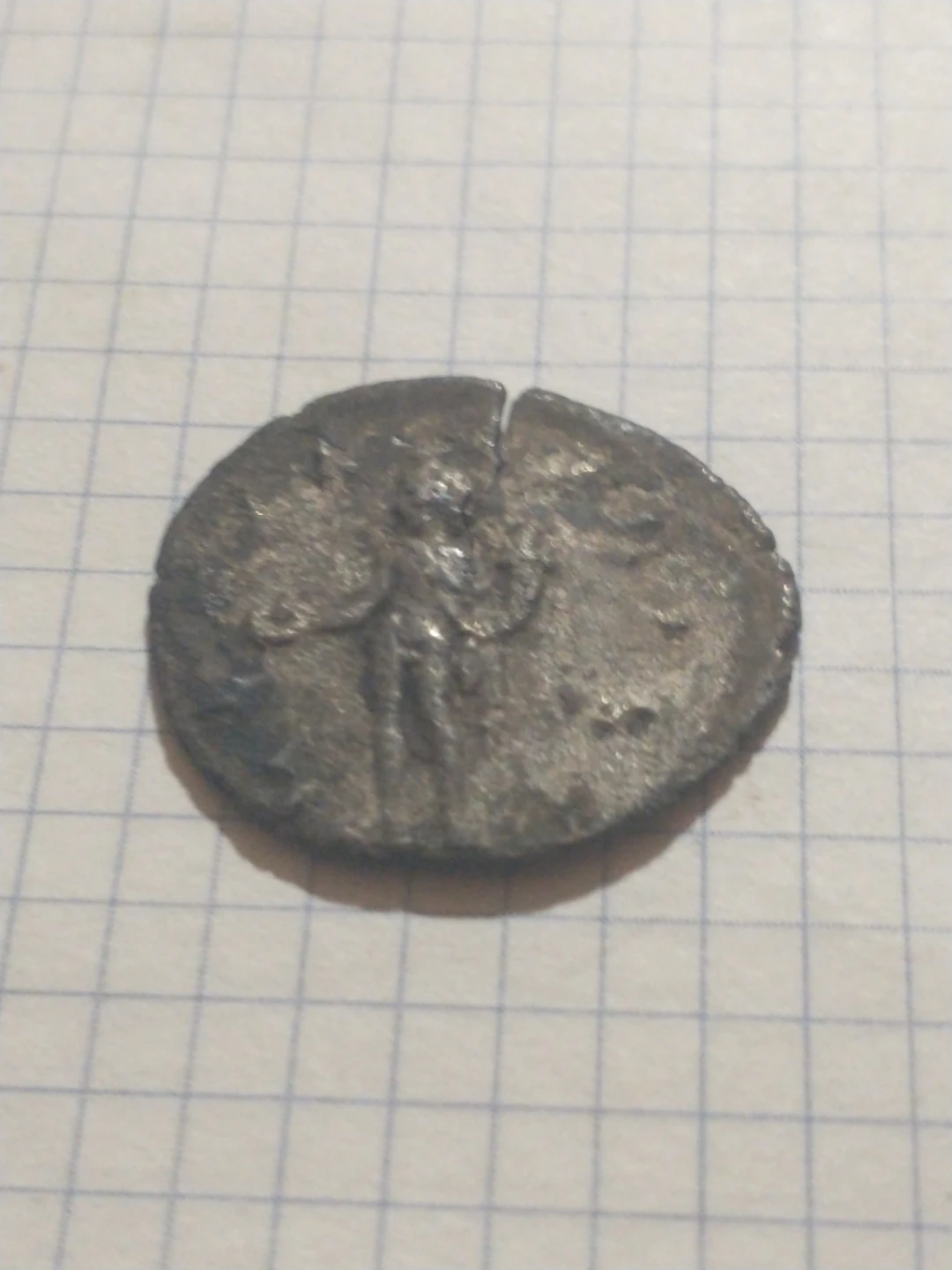 Lovely circa 3rd century Ancient Roman silver coin - photo 2
