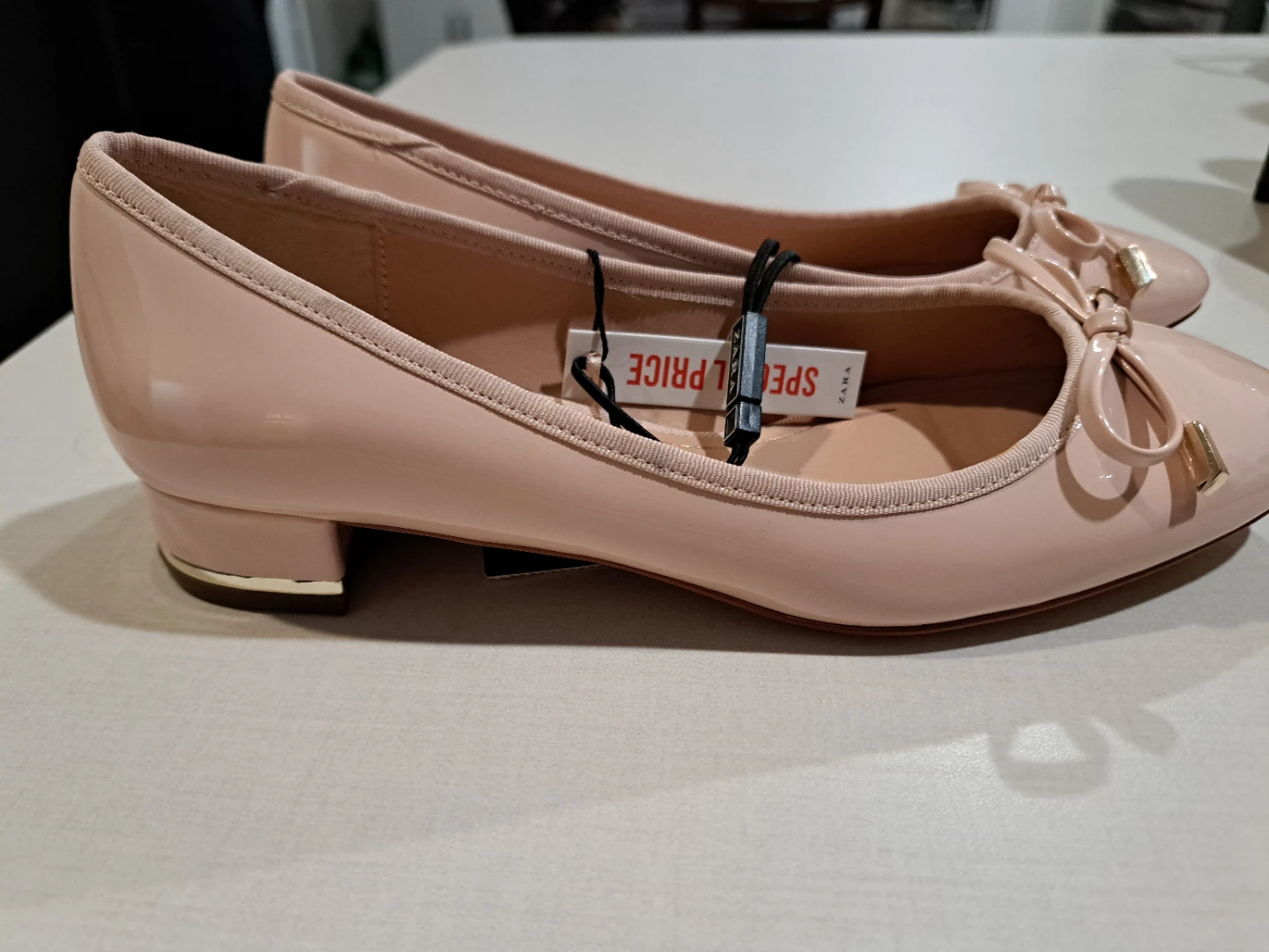 Zara Trafaluc Pink Patent Bow Ballet Flats - Size 37 - photo 2
