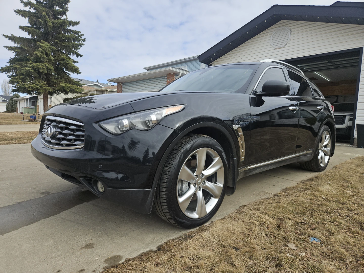 Infiniti FX50S