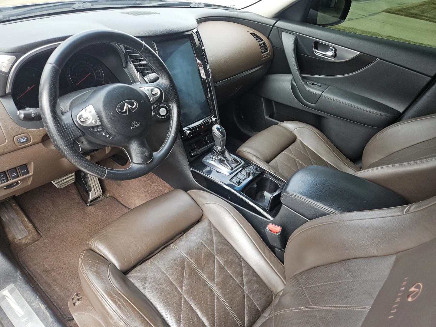 Infiniti FX50S - photo 5