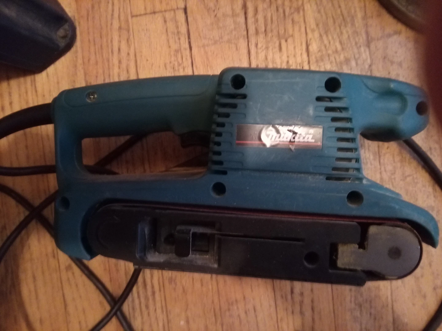 Makita 9910 Belt Sander