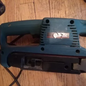 Makita 9910 Belt Sander