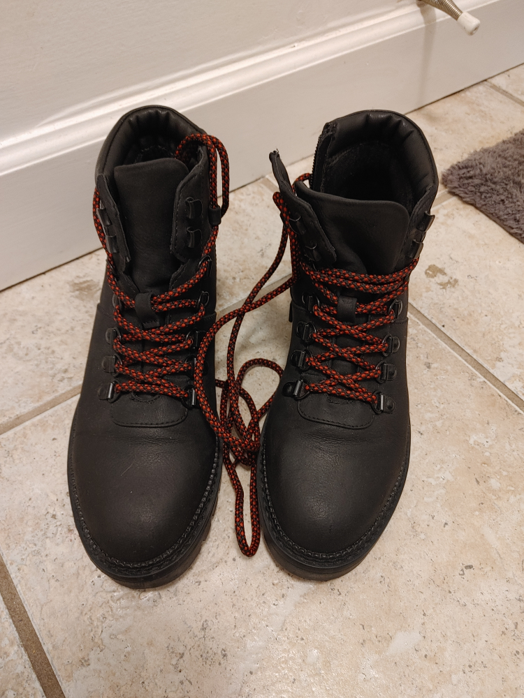 Black Lace-Up Winter Boots with Red Accents - photo 2