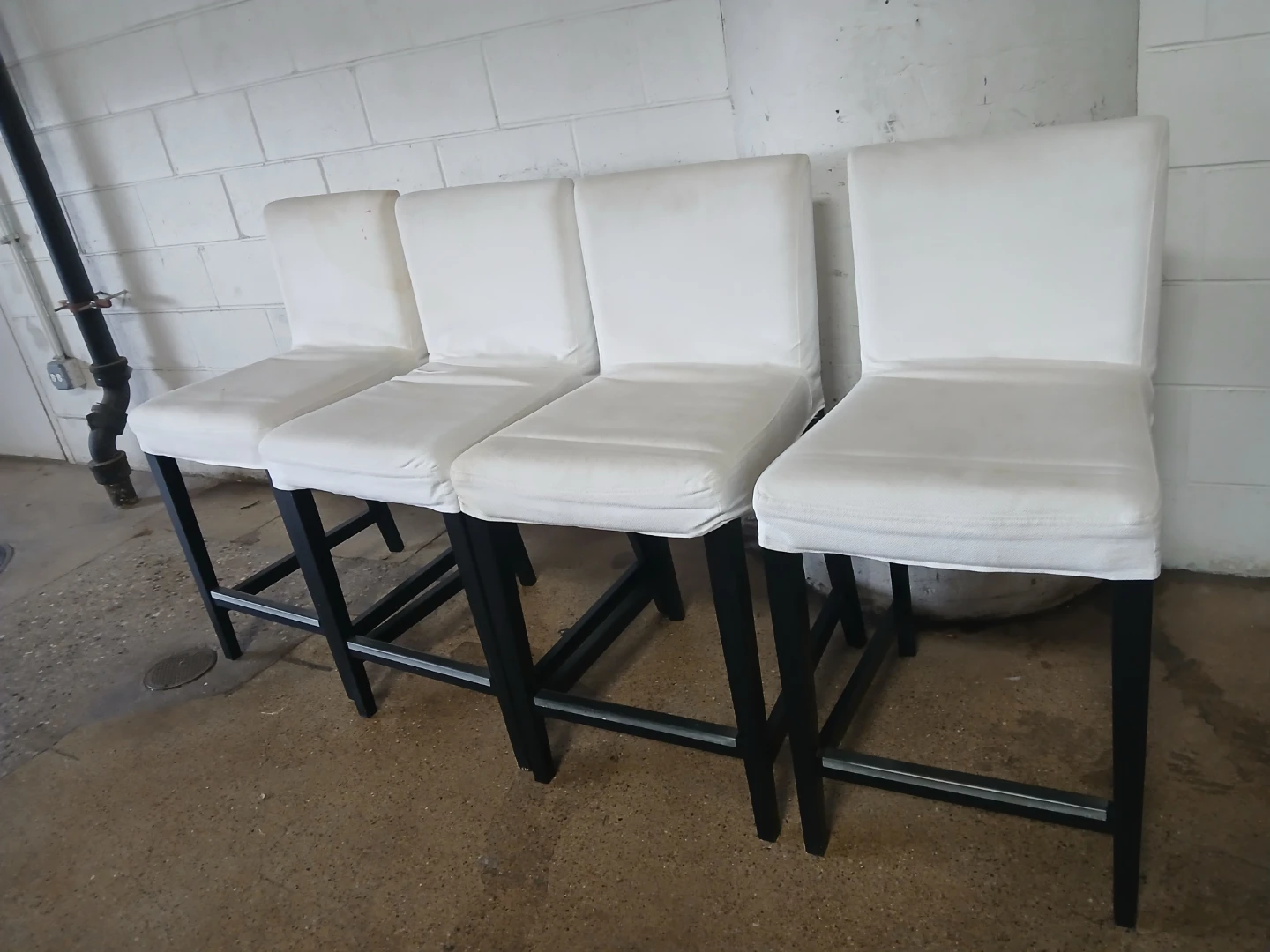 4 stools good condition - photo 4