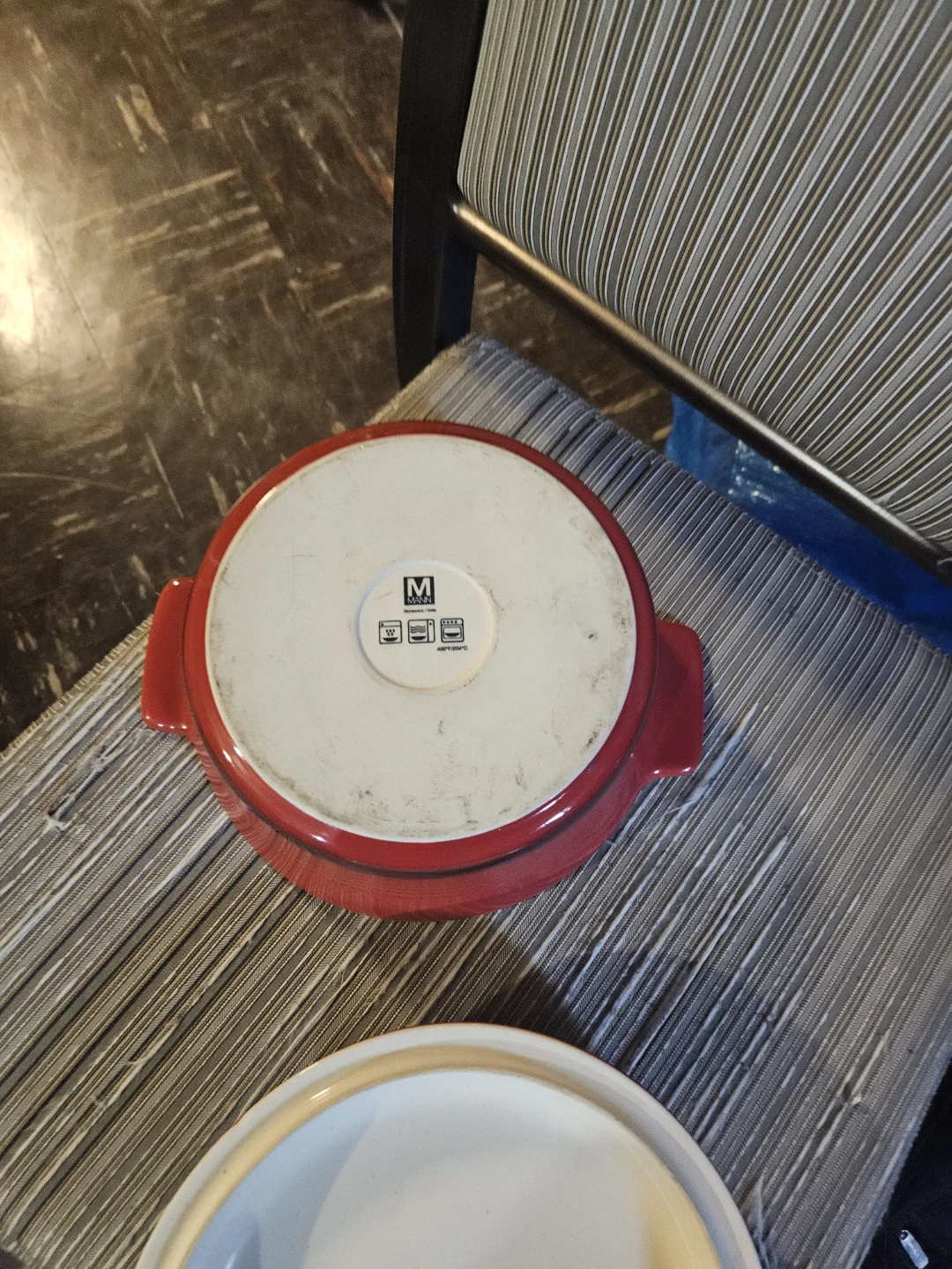 Stoneware Round Casserole Dish with Lid - photo 5