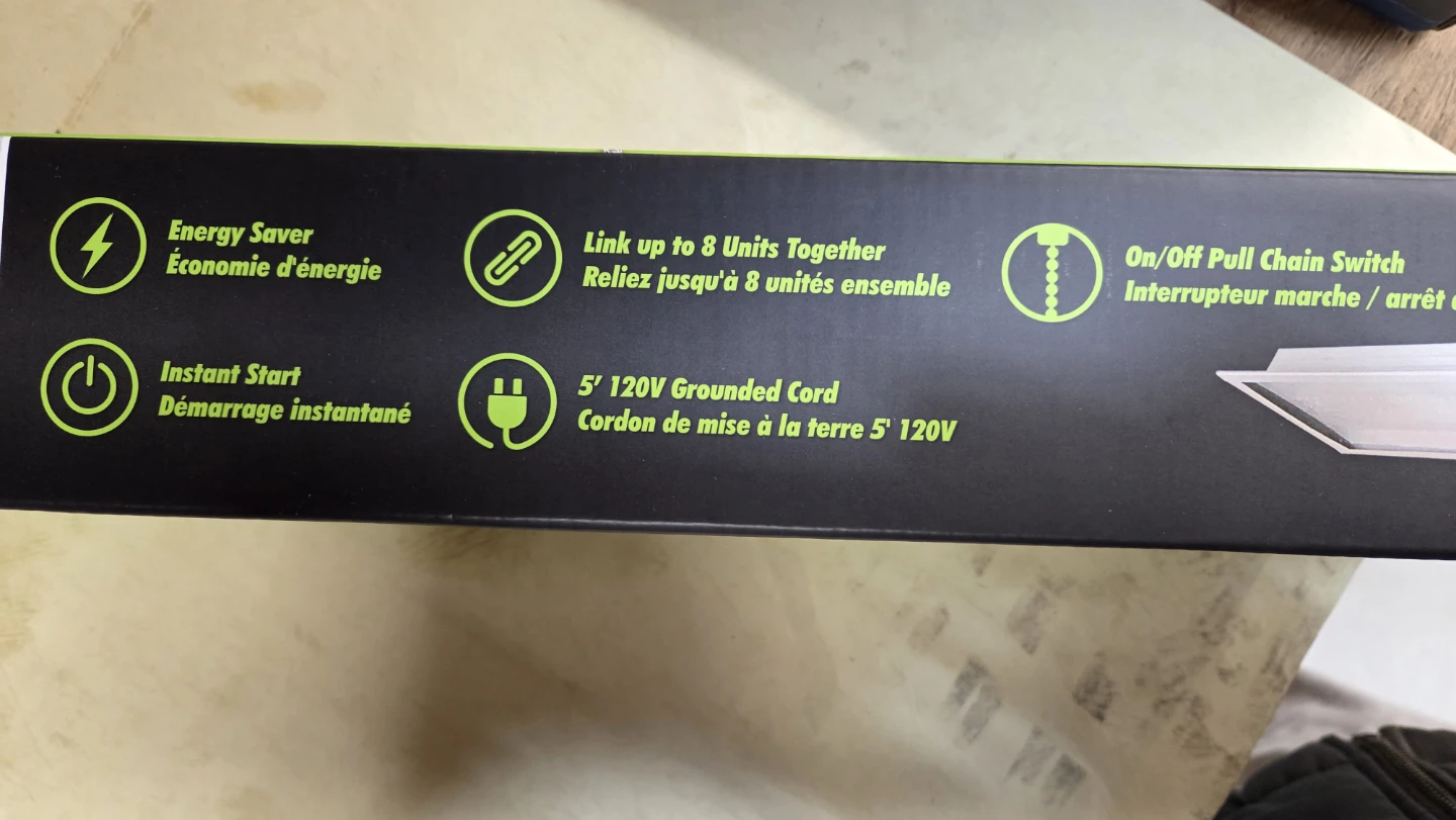4' LED Shop Light with Pull Chain Switch - photo 3