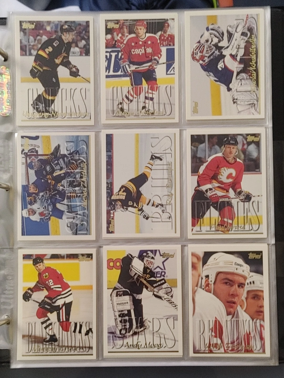 HOCKEY COLLECTIBLES - photo 2