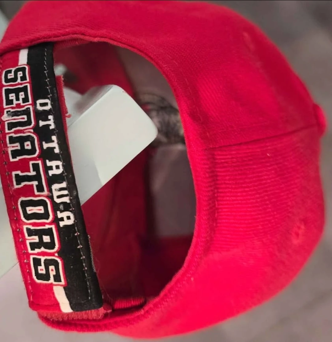 Ottawa Senators NHL Fan Cap - Red - Good Condition - photo 3