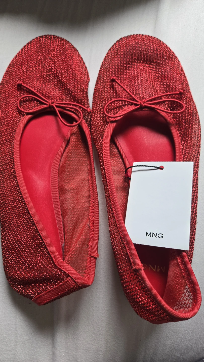 NEW Spanish Red MNG Ballet Flats