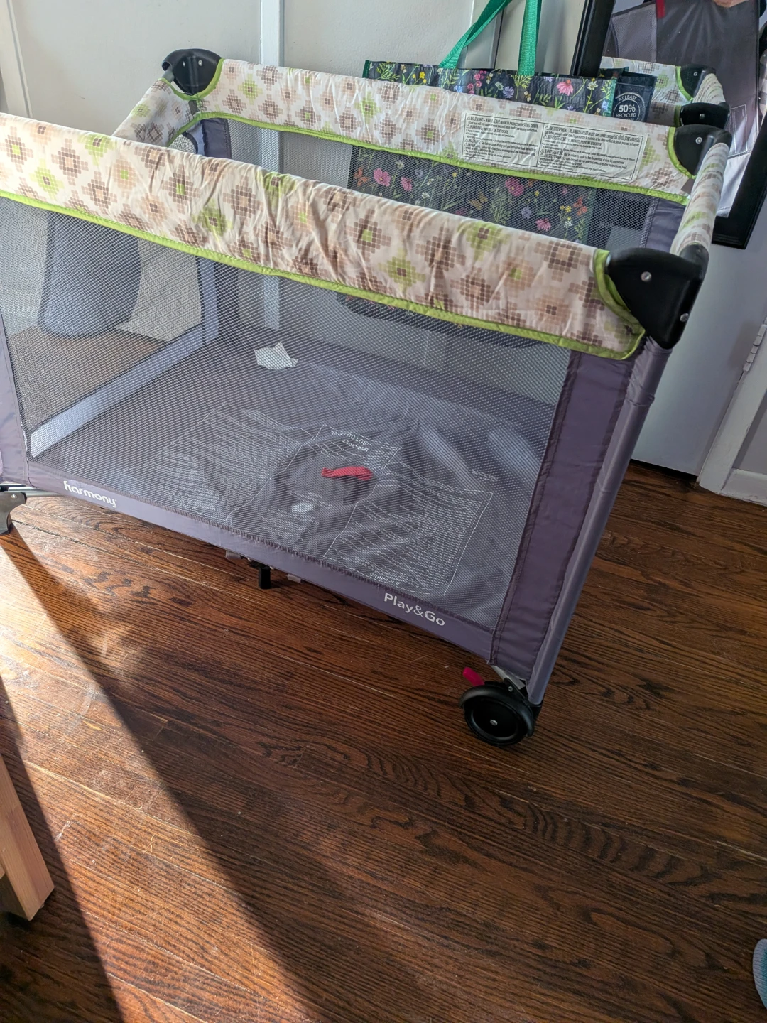 Harmony Play & Go portable playpen - photo 3