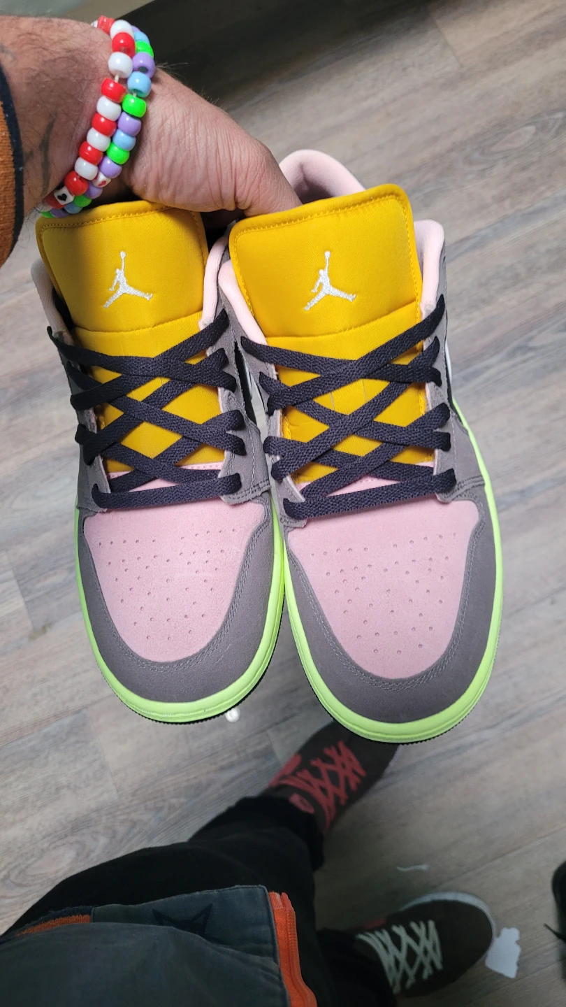 Air Jordan 1 Low SE GS 'Multi-Color' - photo 2