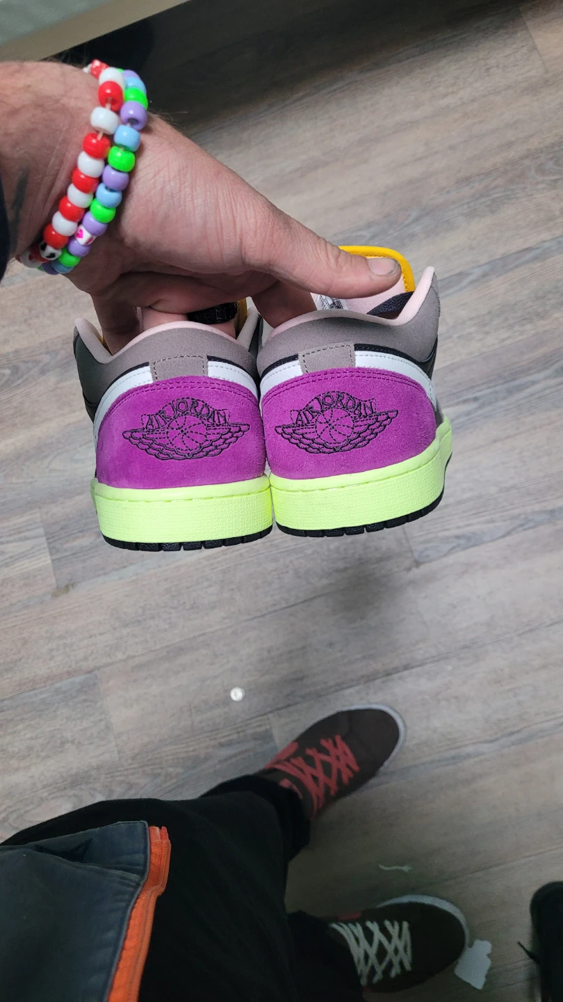 Air Jordan 1 Low SE GS 'Multi-Color' - photo 4