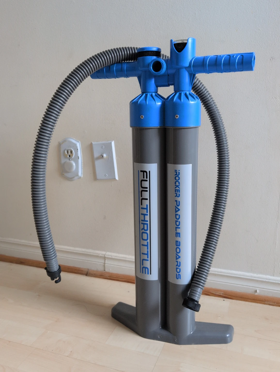 FullThrottle iRocker Paddle Boards Pump