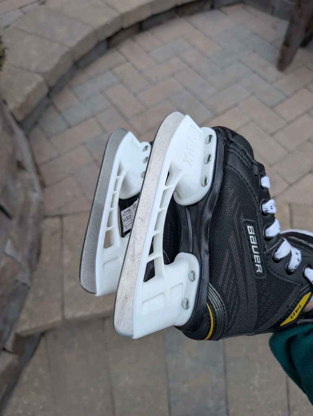 Kids Bauer Youth Hockey Skates Size 6 Y R - photo 4