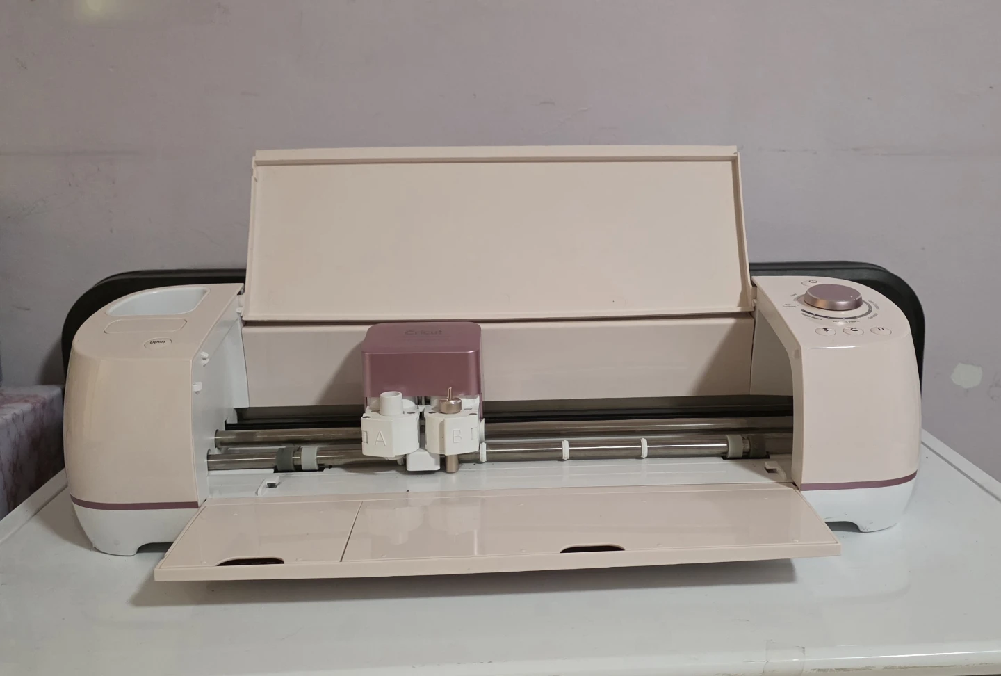 Cricut Explore Air 2 Cutting Machine - photo 2