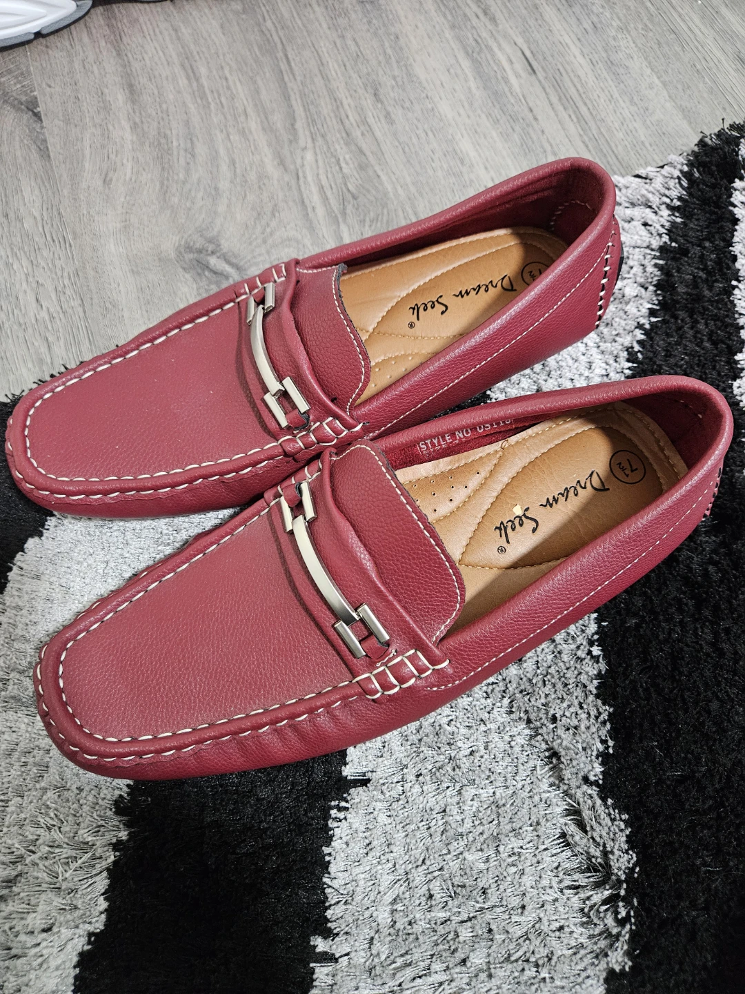 Dream Seek Women's Red Loafers Size 7.5 - photo 4