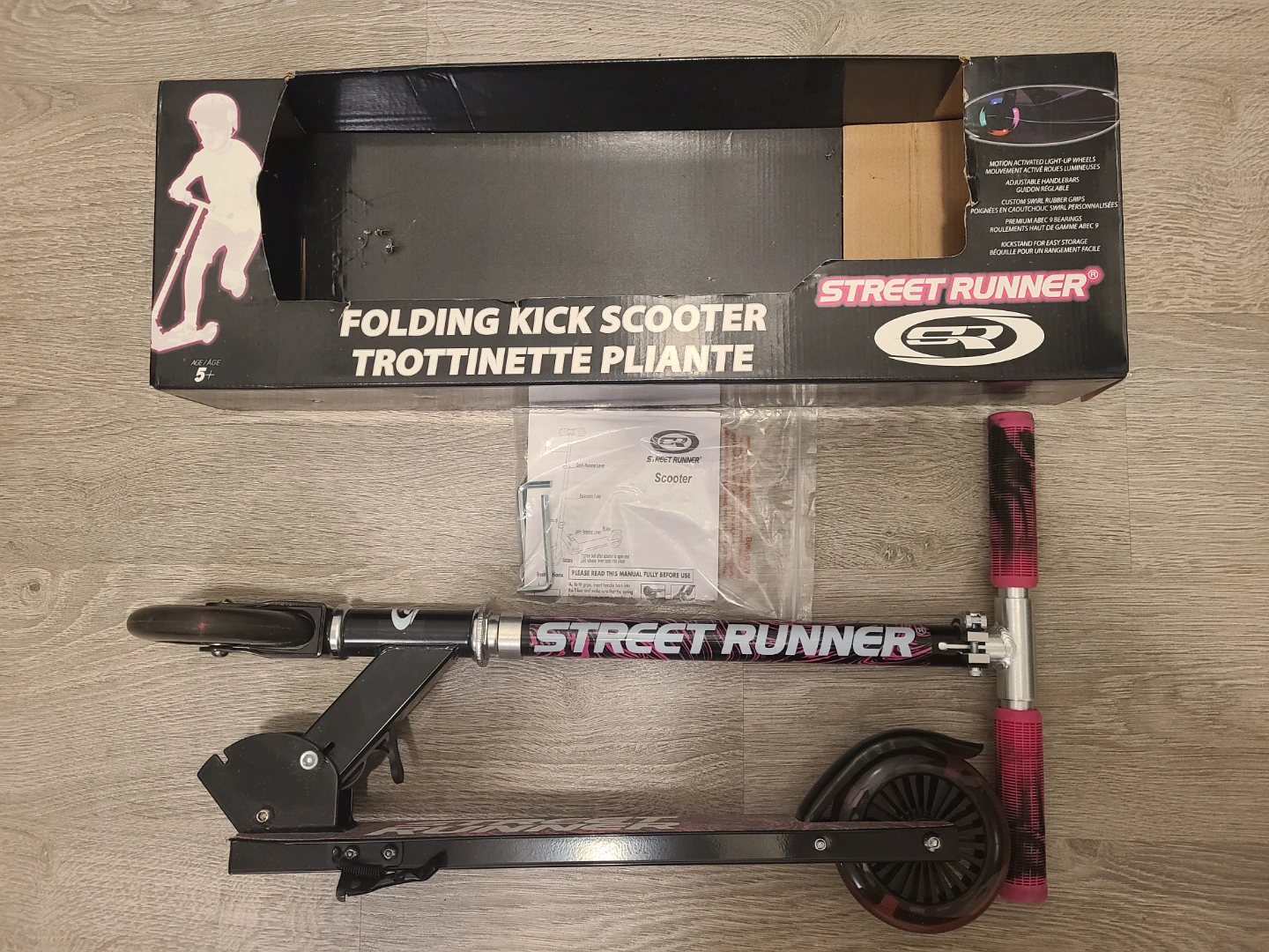 Street Runner Folding Kick Scooter STR-V22PK Pink