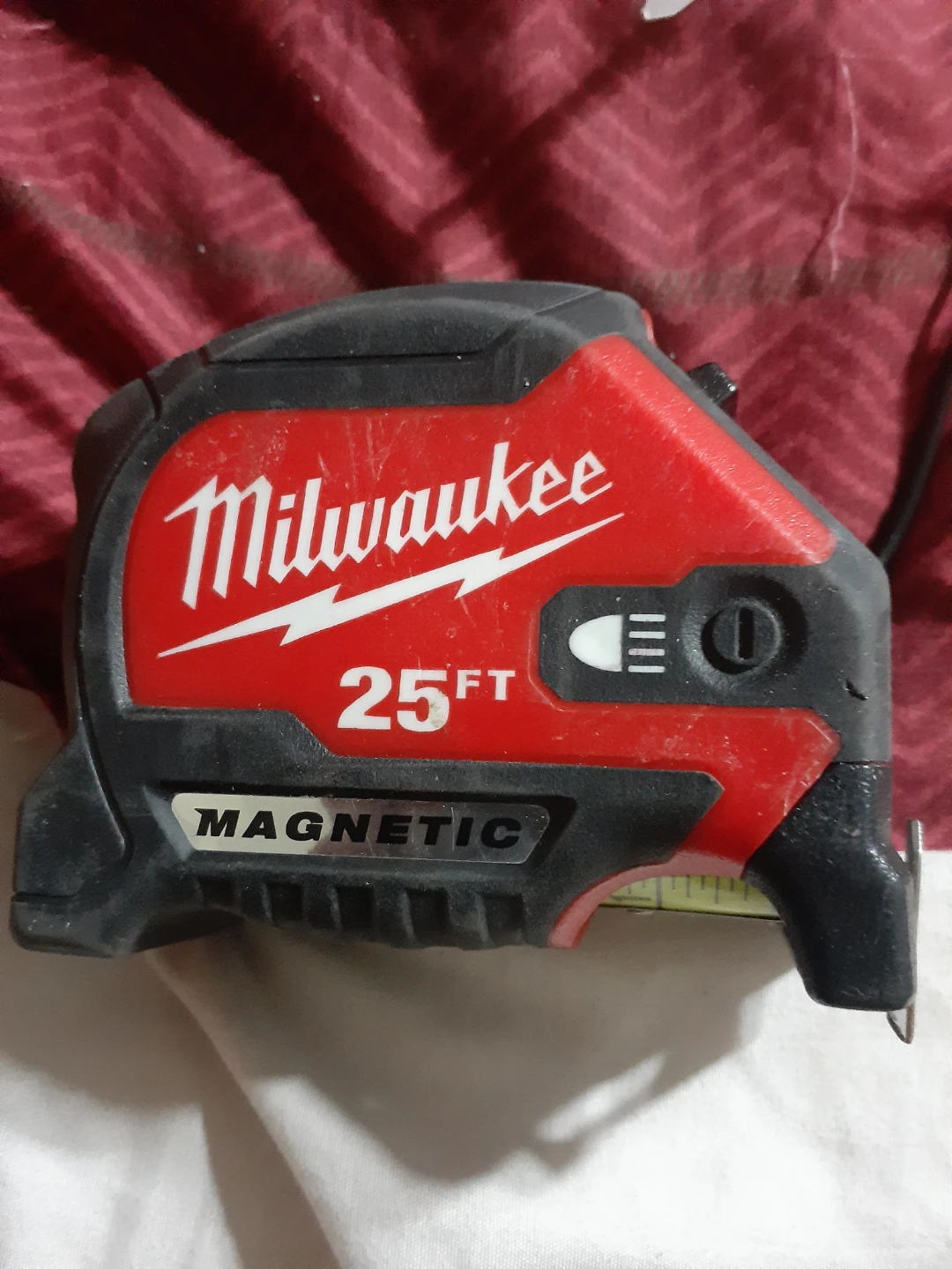 Milwaukee Magnetic Tape Measure 25 FT
