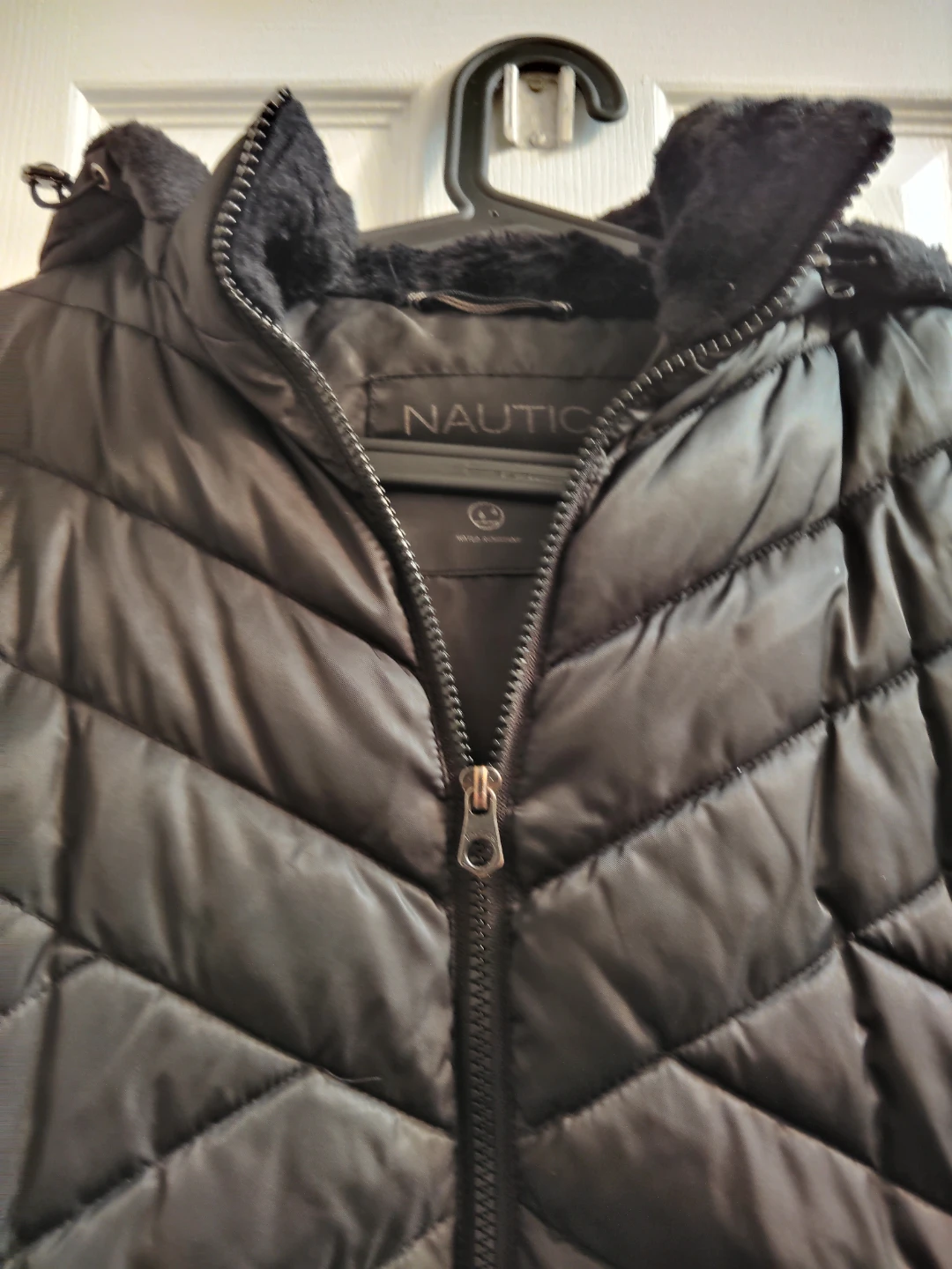 Nautica Black Puffer Jacket with Hood - Women's Medium - photo 2